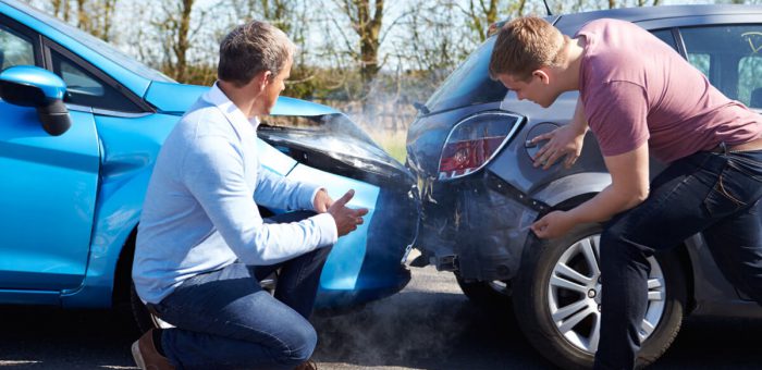 Likwidacja szkody z AC – jak naprawić samochód z autocasco?