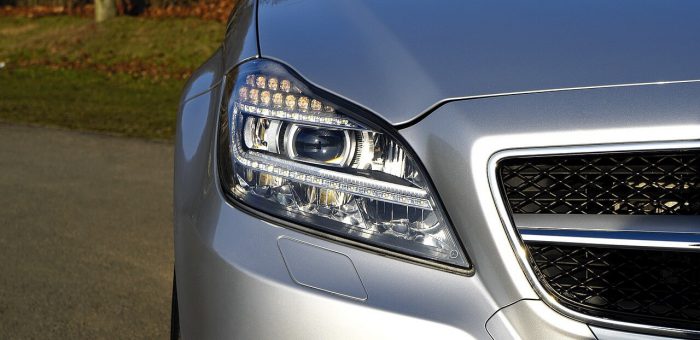 Ustawianie świateł w samochodzie – jak to zrobić prawidłowo?